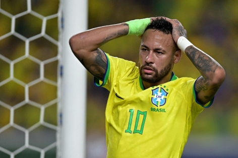 Neymar bị loại khỏi ĐT Brazil, sao Real lên thay