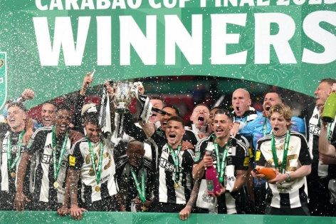 Hạ đẹp Liverpool, Newcastle lên ngôi Carabao Cup 2024/25