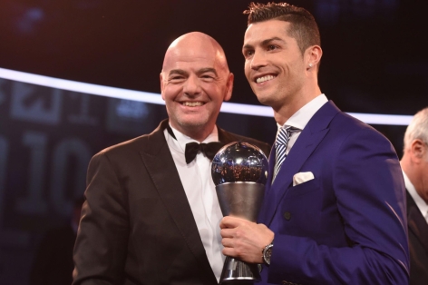 Chủ tịch FIFA ra chỉ thị, Ronaldo tiến sát Club World Cup