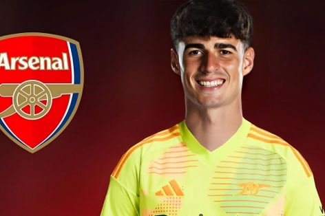 Arsenal cân nhắc chiêu mộ thủ môn đắt giá nhất thế giới