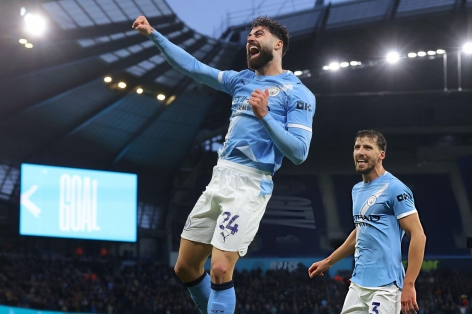 Trực tiếp Man City 2-0 Sunderland: Bước vào hiệp hai