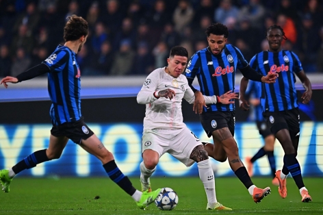 Chelsea thua ngược trước Atalanta tại Champions League