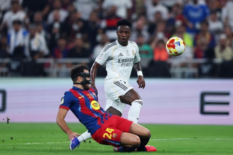 Trực tiếp Barcelona 0-0 Real Madrid: Đôi công hấp dẫn