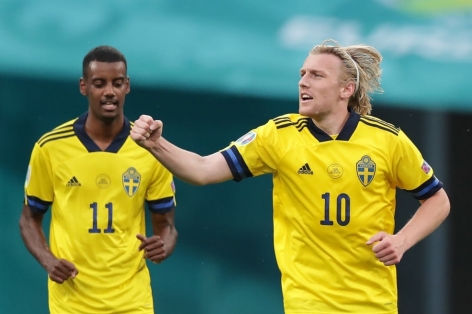 Thụy Điển giành chiến thắng kịch tính trước Ba Lan trong trận cầu 5 bàn
