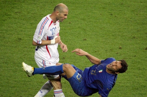 'Nạn nhân' của Zidane tuyên bố ĐT Anh sợ Ý