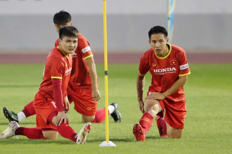 HLV Park chốt danh sách ĐT Việt Nam dự AFF Cup: Loại thẳng ngôi sao mới nổi!