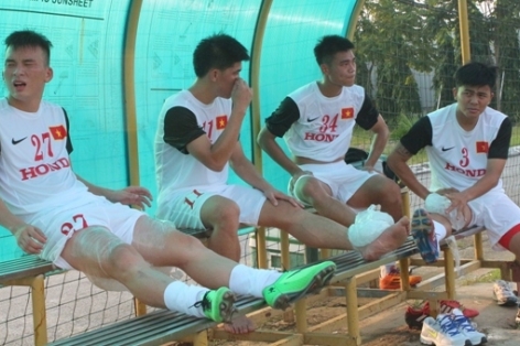 Nhiều tuyển thủ U23 Việt Nam bị căng cơ sau bài tập thể lực của HLV Miura