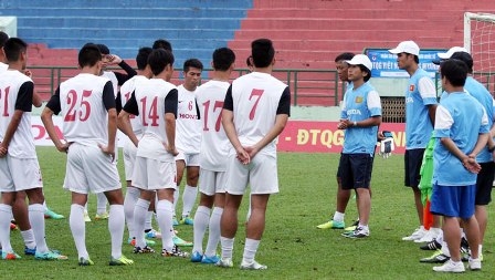 Chuẩn bị AFF Cup 2014: ĐT Việt Nam đá giao hữu với ĐT Hồng Kông