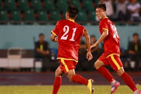 Minh Tuấn tỏa sáng, ĐT Việt Nam thắng đậm SV Hàn Quốc
