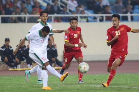 Việt Nam 2-2 Indonesia: Trả giá vì hàng thủ