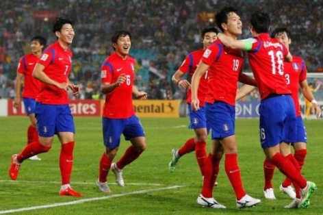 Video clip bàn thắng: Hàn Quốc 2-0 Iraq - Thẳng tiến vào chung kết