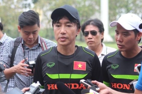 HLV Miura khẳng định sẽ bổ sung cầu thủ U23 cho ĐTQG gặp Thái Lan