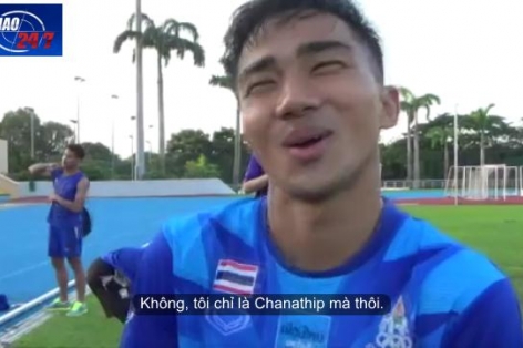 VIDEO: Bài phỏng vấn thú vị với 'Messi Thái Lan' về Công Phượng và U23 VN