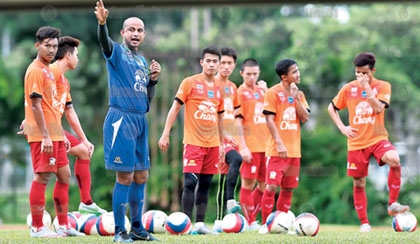 BHL U23 Thái Lan bất đồng vì trận gặp U23 Việt Nam