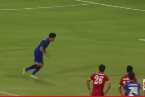 Video U23 Việt Nam - U23 Thái Lan: Thái Lan được hưởng 1 quả penalty