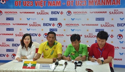 HLV Myanmar: Áp lực sẽ đè nặng lên vai U23 Việt Nam