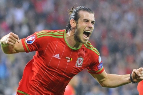 VIDEO: Gareth Bale tỏa sáng, Xứ Wales đánh bại tuyển Bỉ