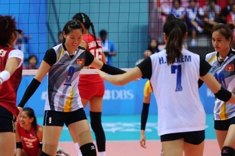 Đánh bại Philippines, ĐT bóng chuyền nữ Việt Nam chiếm ngôi đầu bảng