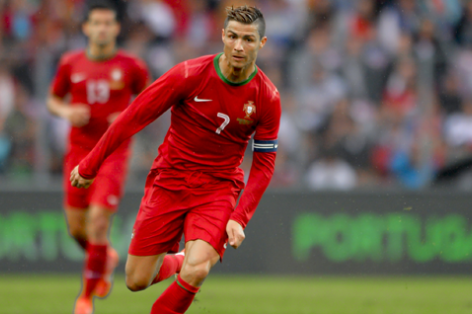 Ronaldo trước cơ hội lập kỷ lục đáng ngưỡng mộ ở Euro