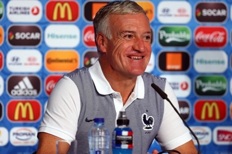 Pháp thận trọng trước trận đấu với Albania