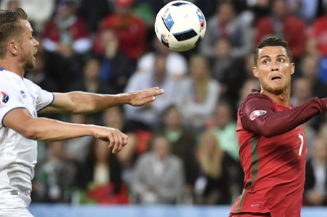Thống kê nổi bật sau loạt trận đầu tiên EURO 2016