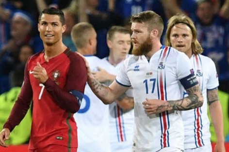 Tin nóng Euro 16/6: UEFA gây sốc với Ronaldo