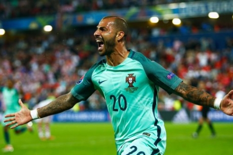 Video bàn thắng: Bồ Đào Nha 1-0 Croatia (Vòng 1/8 Euro 2016)