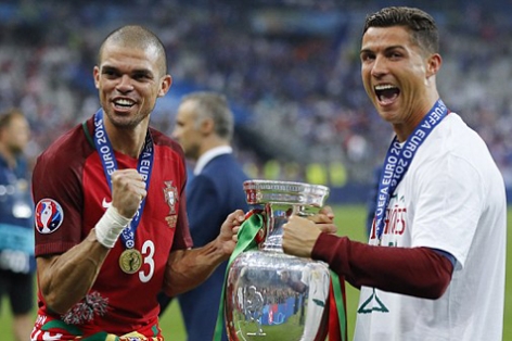 Real nhận tin buồn trong ngày Ronaldo vô địch Euro 2016