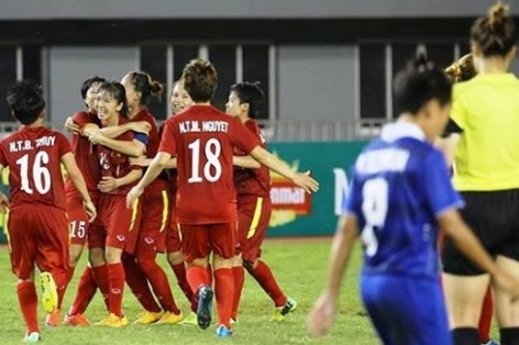 Điểm tin sáng 4/8: Kiatisak nói về AFF Cup, ĐT nữ Việt Nam quyết hạ gục Thái Lan