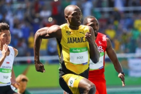 VIDEO: Usain Bolt về nhất vòng loại 100m (Olympic 2016)