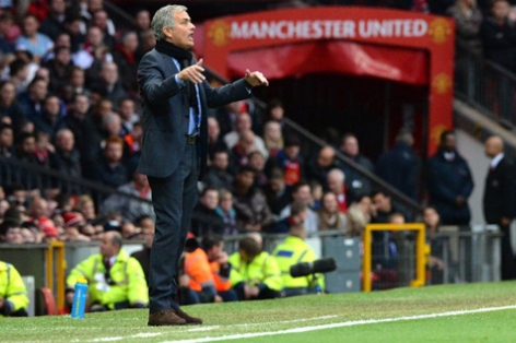 Mourinho kêu gọi fan MU biến Old Trafford thành 'chảo lửa'