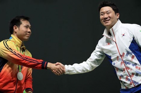 Hoàng Xuân Vinh lọt top 5 cuộc lật đổ táo bạo tại Olympic