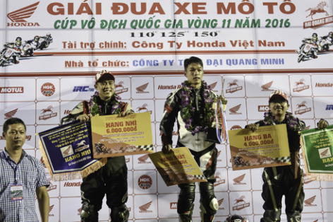Sôi động, kịch tính giải đua xe Honda Việt Nam tại Bà Rịa