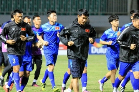 ‘VFF và HLV Hữu Thắng làm tổng kết AFF Cup chưa hợp lý’
