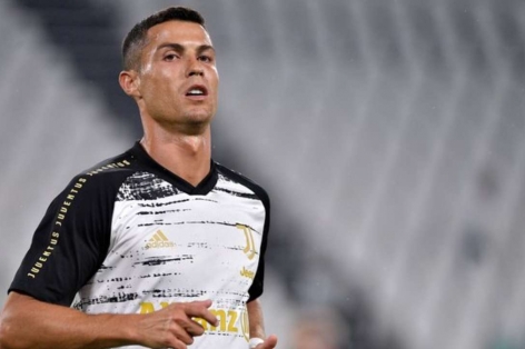Ronaldo được kêu gọi xung phong tiêm vắc-xin Covid-19