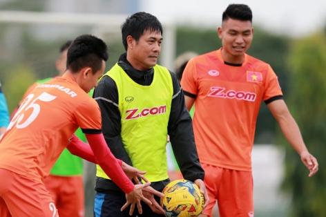 HLV Hữu Thắng ‘chốt’ đội trợ lý cho vòng loại Asian Cup 2019