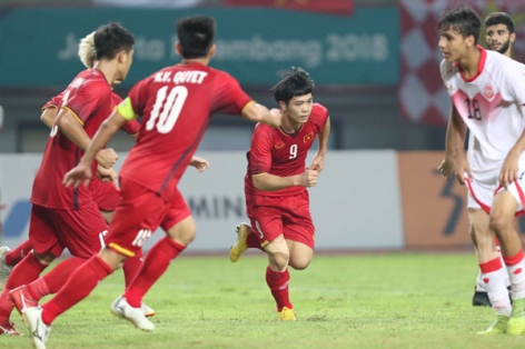 HLV Park Hang Seo thưởng “nóng” toàn đội sau trận thắng Bahrain