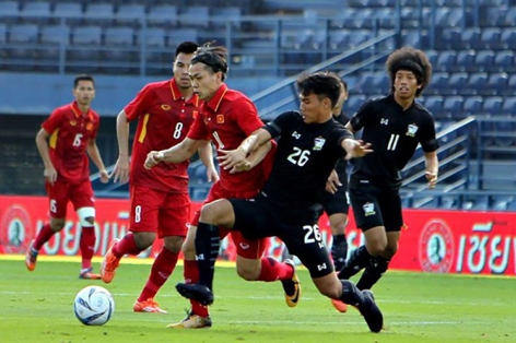 ĐT Việt Nam bị Thái Lan bỏ xa tại AFF Cup