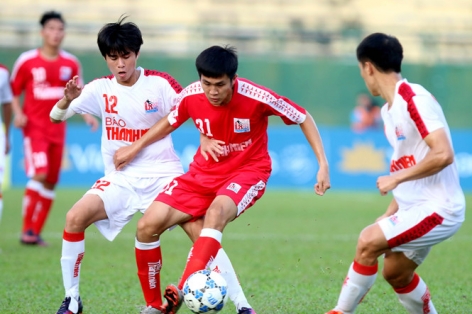 Phan Thanh Hậu lập hat-trick, HAGL đánh bại Viettel