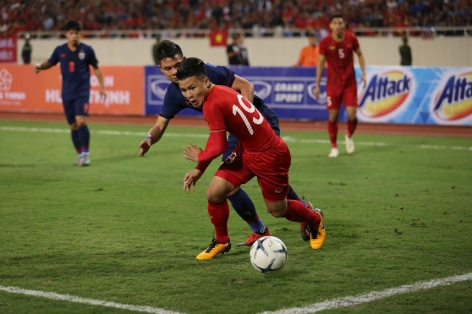 Cựu tuyển thủ Thái Lan: 'Việt Nam đã vượt qua chúng ta'