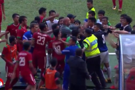 VIDEO: U22 Indonesia và U22 Campuchia loạn đả sau trận đấu