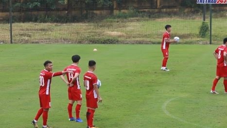 VIDEO: 3 tuyển thủ Việt Nam rơi vào 'vòng nguy hiểm' trước trận Chung kết