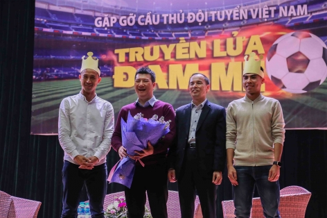 Bất ngờ với màn 'thú tội' của Phạm Đức Huy trong trận CK lượt đi AFF Cup