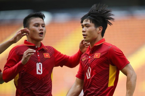 Phóng viên Malaysia ấn tượng đặc biệt với 2 cầu thủ Việt Nam