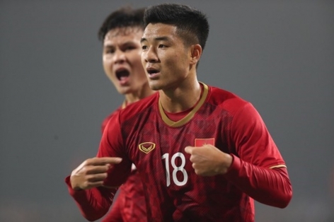 VIDEO: Hà Đức Chinh ghi bàn thắng đầu tiên cho U22 Việt Nam ở SEA Games