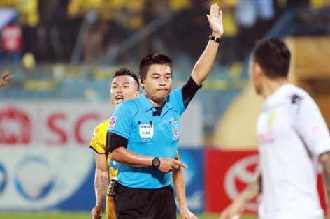 Trọng tài Việt Nam bị tước quyền bắt chính trận Thái Lan vs Singapore