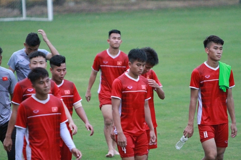 HLV Hoàng Anh Tuấn hài lòng với U19 Việt Nam ‘cận hoàn hảo'
