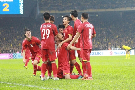 Việt Nam bị cầm hòa đáng tiếc trong trận cầu 4 bàn thắng