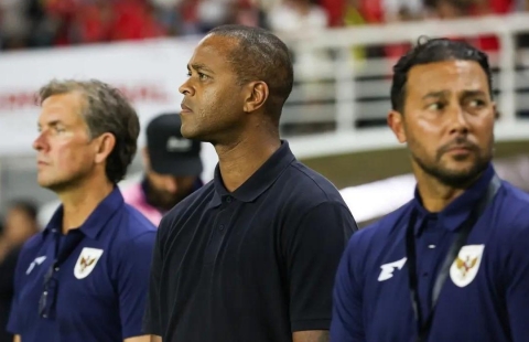 HLV Patrick Kluivert thừa nhận sai lầm của Indonesia
