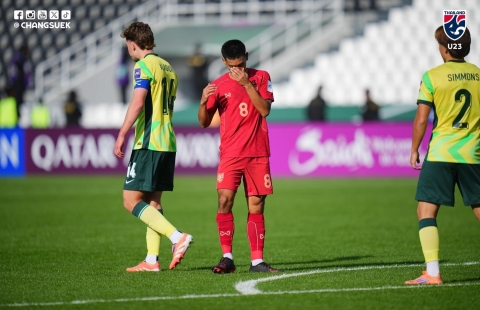 VAR và thẻ đỏ định mệnh, U23 Australia ngược dòng Thái Lan